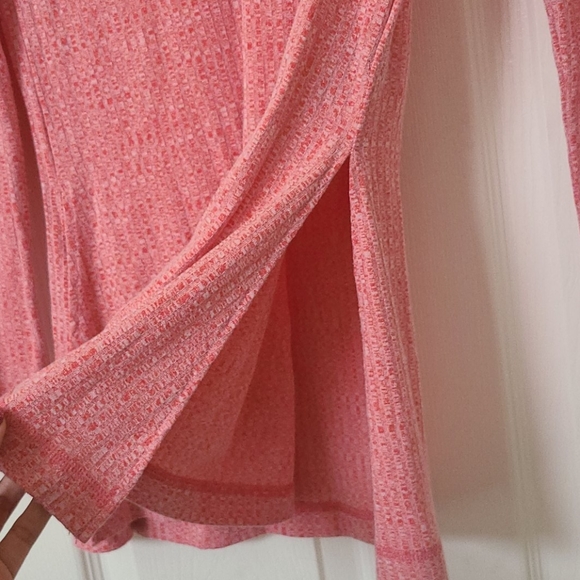 Coral sweater - Picture 2 of 3